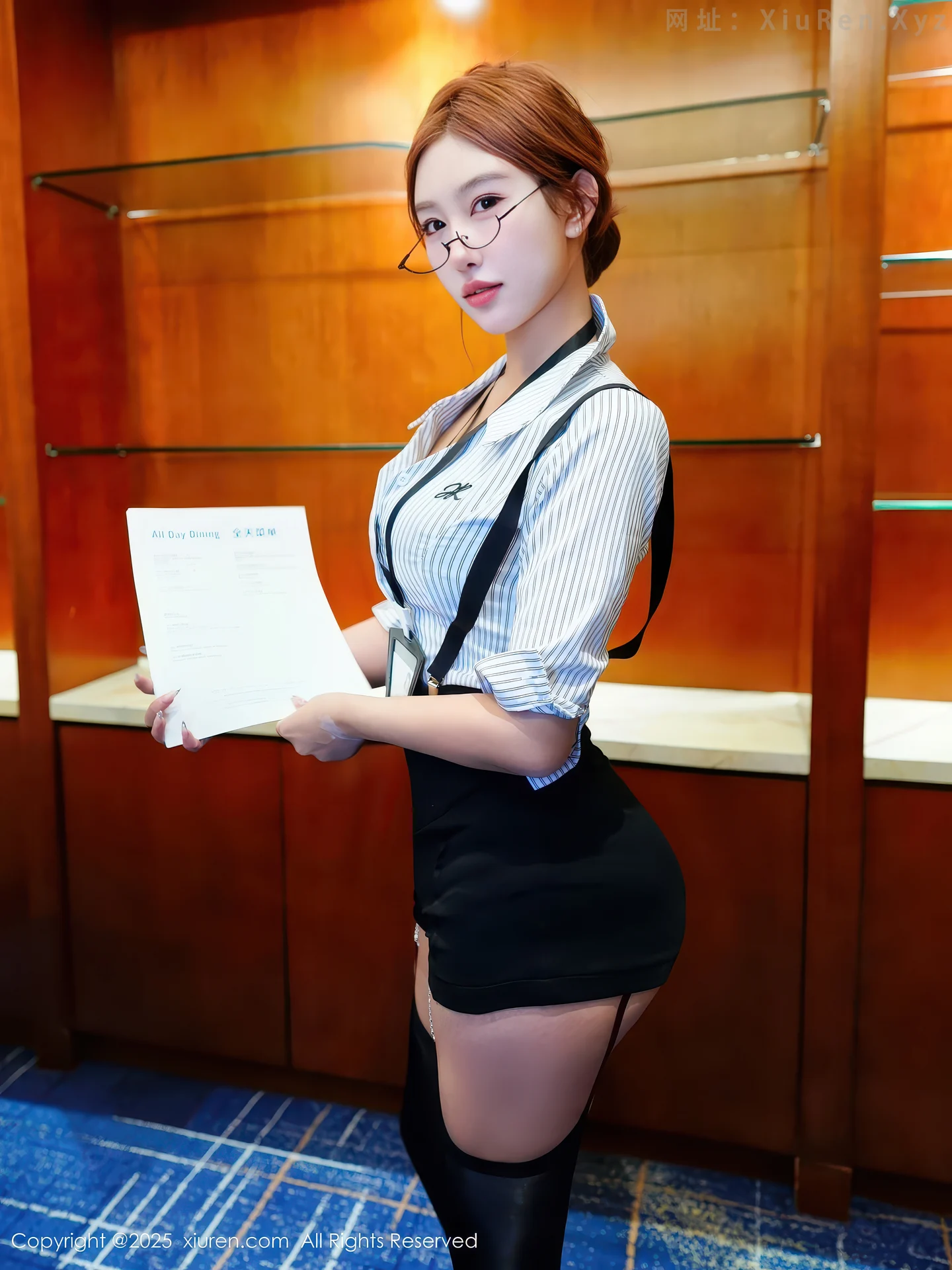 图片[2]-[XiuRen秀人网] VOL.11104 模特金允希Yuki性感黑色内衣配黑丝吊袜秀丰腴身材完美诱惑写真76P-秀人网官方网站